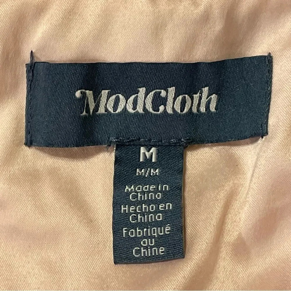 MODCLOTH NWOT Sparkling Spectrums Surplice Peplum Top in Pink - Picture 6 of 9